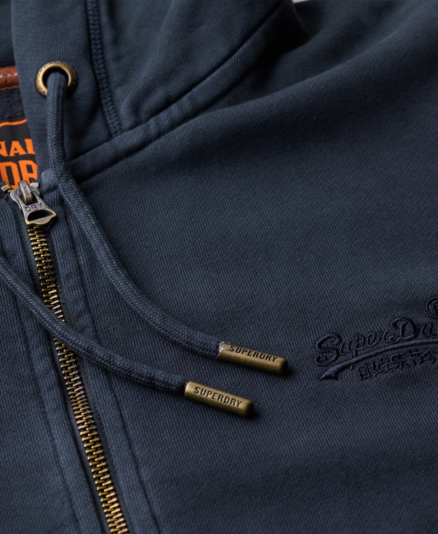 Essential Logo Washed Ziphood | Eclipse Navy